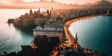 جولة في اجمل مدن في العالم