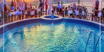 رحلة فاخرة على بواخر نيلية 5 نجوم