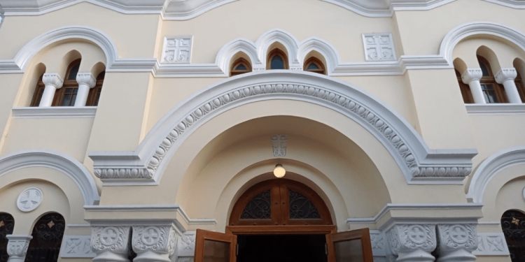 مواعيد القداسات فى كنيسة العذراء بالزيتون