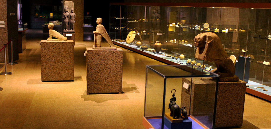 متحف الاقصر من الداخل