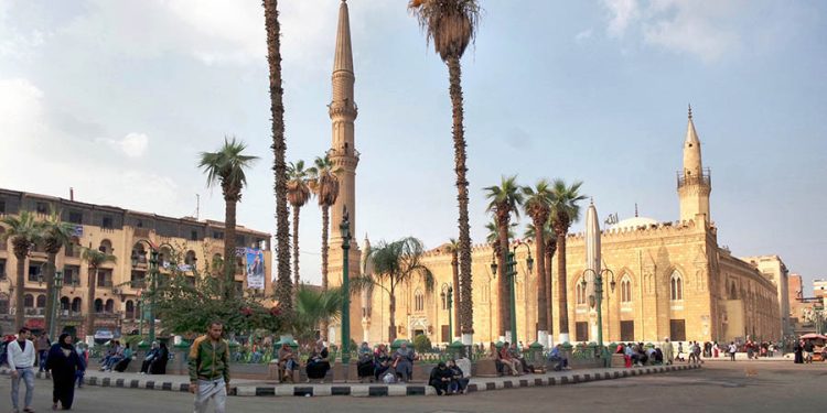 مواعيد زيارة مسجد الحسين 2022